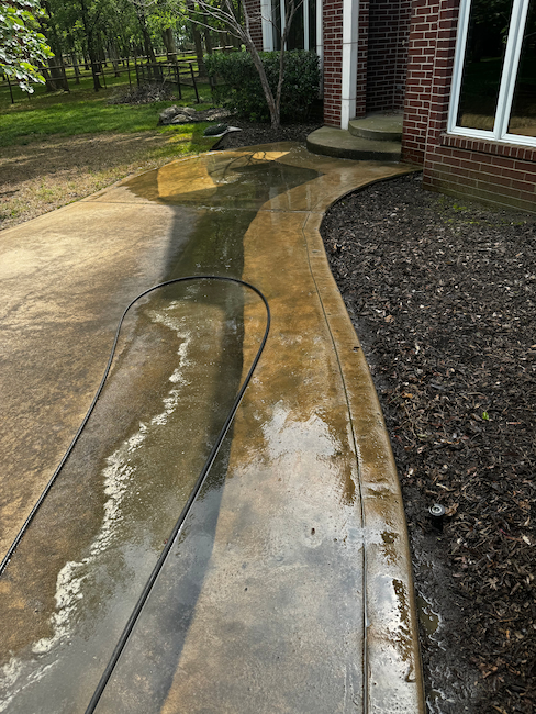 Best Pressure Washing and Concrete Cleaning Services in Tulsa, OK