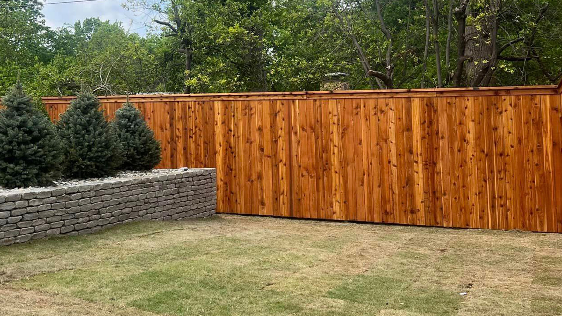 THE BENEFITS OF FENCE STAINING IN TULSA