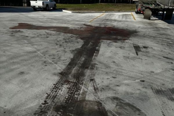 Parking lot Cleaning Before