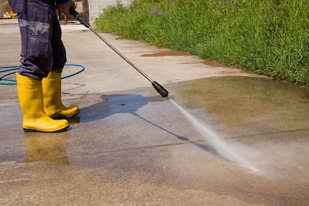 How Pressure Washing Extends Life Driveway Sidewalks